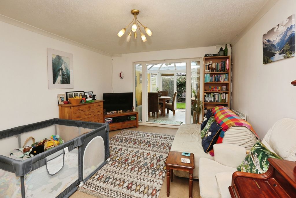 Property photo 2 of 14 Photo