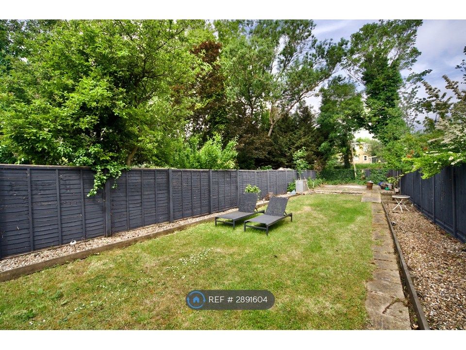 Property photo 3 of 34