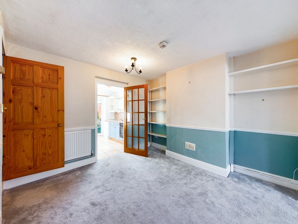 Property photo 3 of 12 Dining Area