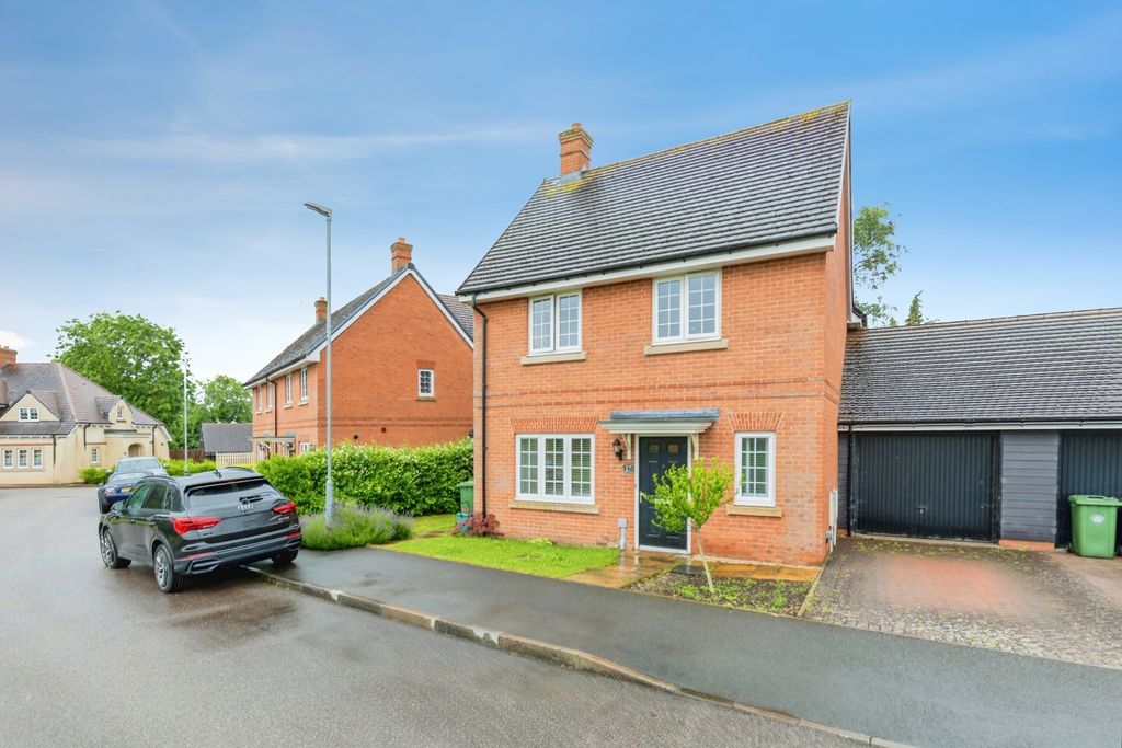 Property photo 1 of 18 Pbox-Img.Jpg