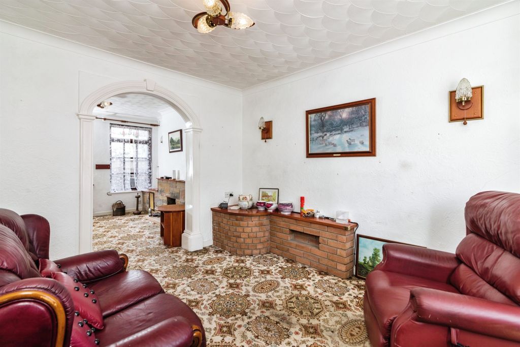 Property photo 3 of 16