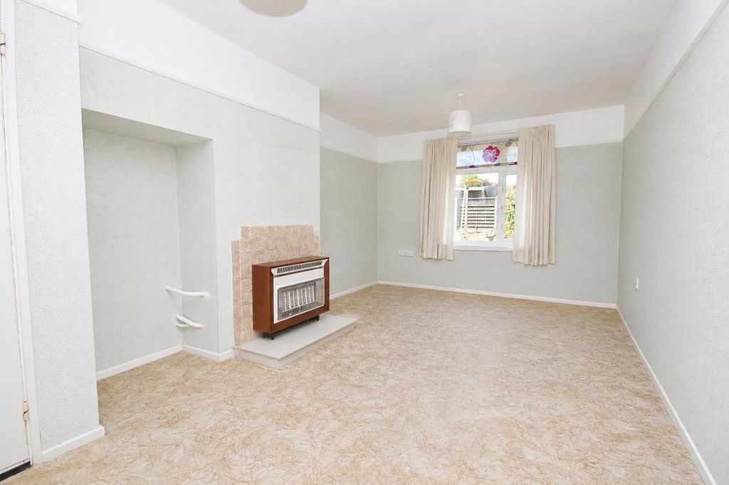 Property photo 3 of 13 6c341Fa8-9518-4357-A47A-Ab58E76460Cb.Png