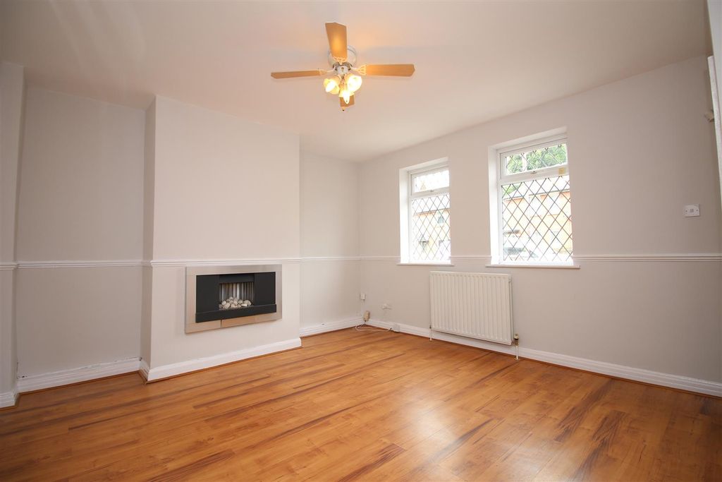 Property photo 2 of 15 Img_0129.Jpg