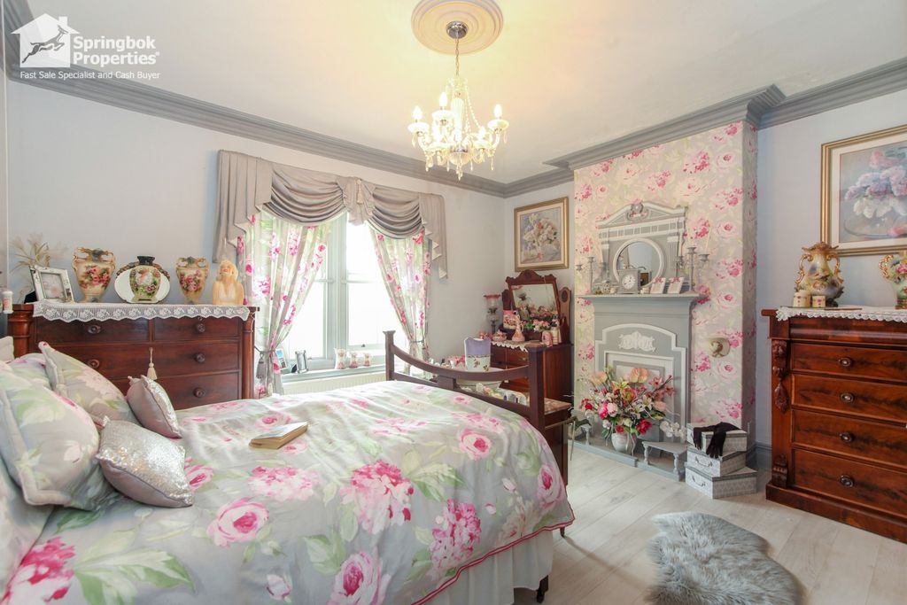 Additional image 34 of 6 bed detached house for saleBritannia Villas, Britannia Terrace, Blackwood, Gwent NP12