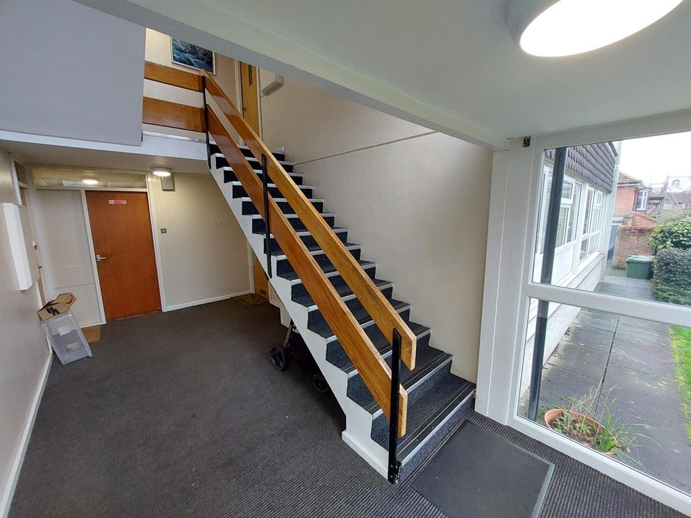 Property photo 2 of 13 Communal Entrance