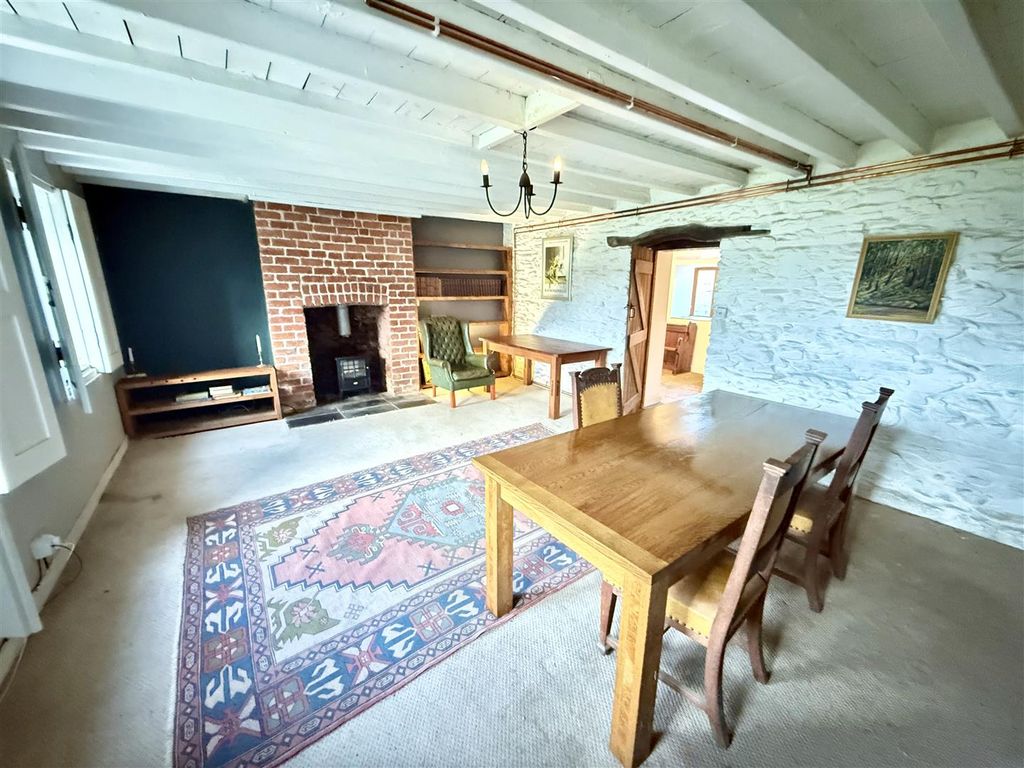 Property photo 3 of 45 Living Room