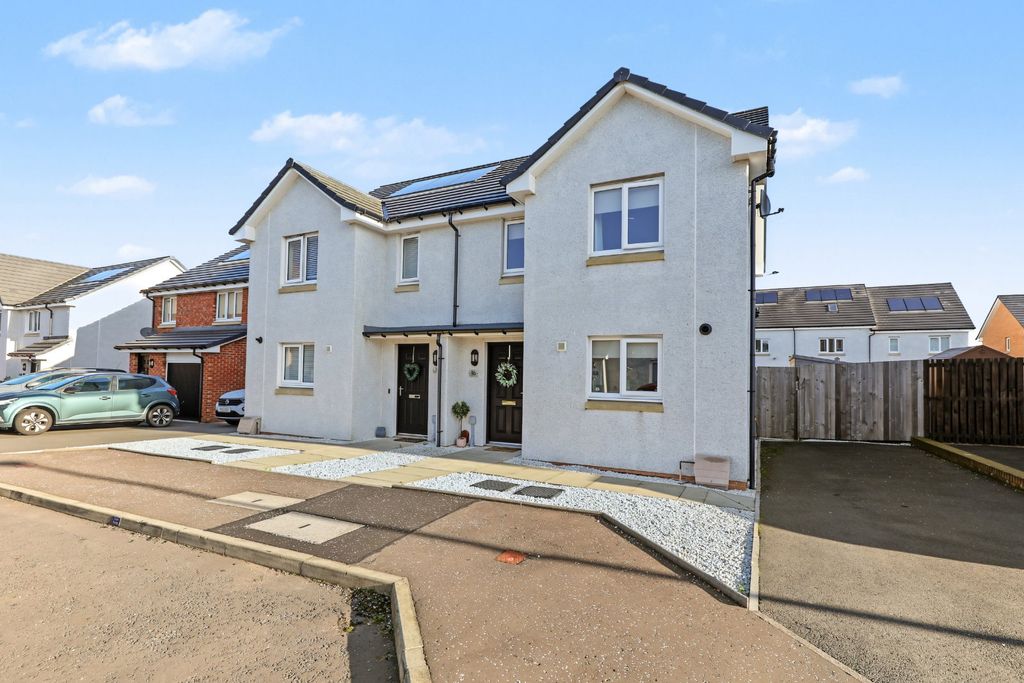 Property photo 1 of 28 Picture No. 03