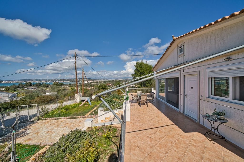 Property photo 1 of 50