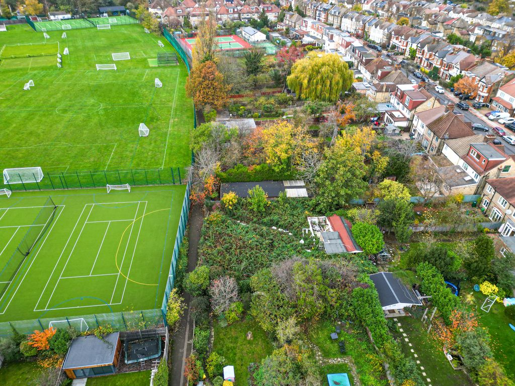 Property photo 3 of 7 Land At 26 The Avenue, Finchley, London, N3 2Fd