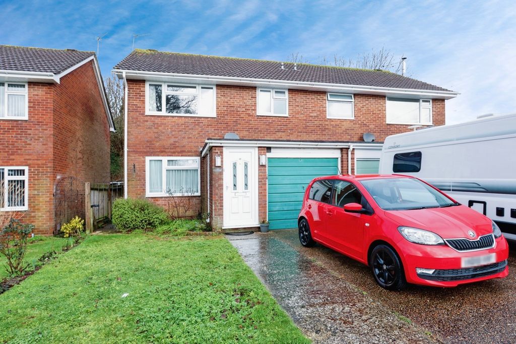 Property photo 1 of 17 Pbox-Img.Jpg