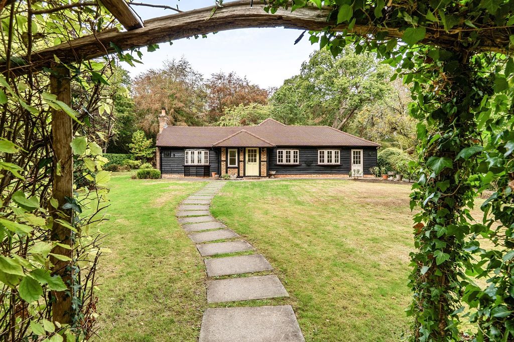 Property photo 1 of 29