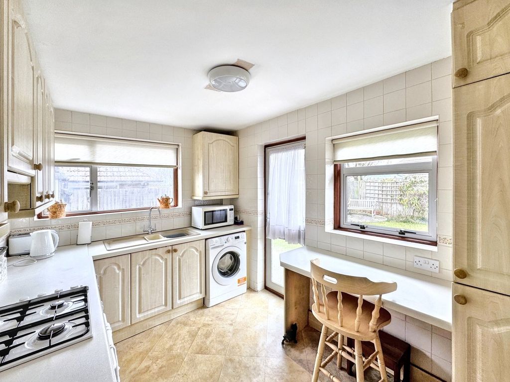 Property photo 3 of 13