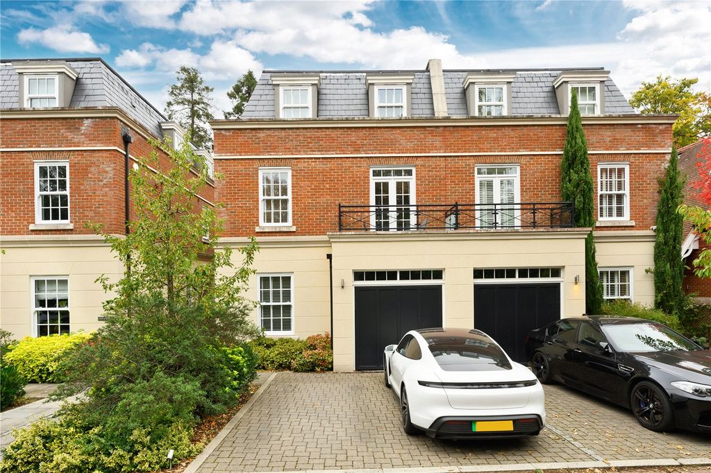 Property photo 2 of 19 Main Aspect