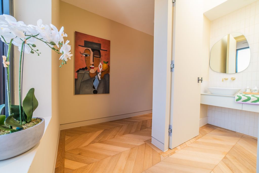 Additional image 63 of 3 bed flat for saleThe Bank, Cardiff Bay CF10