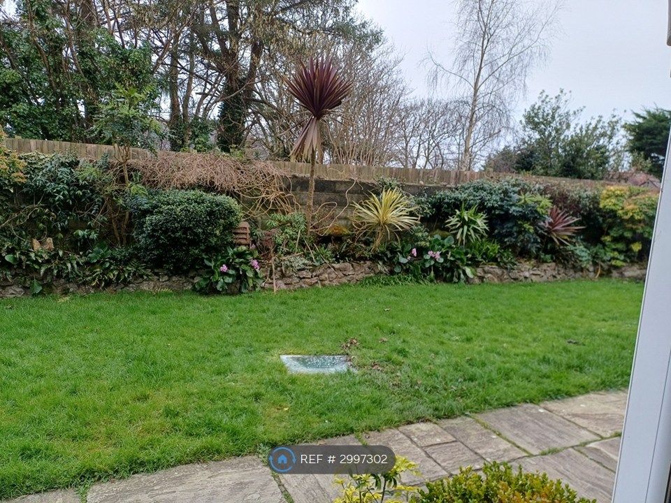 Property photo 3 of 24