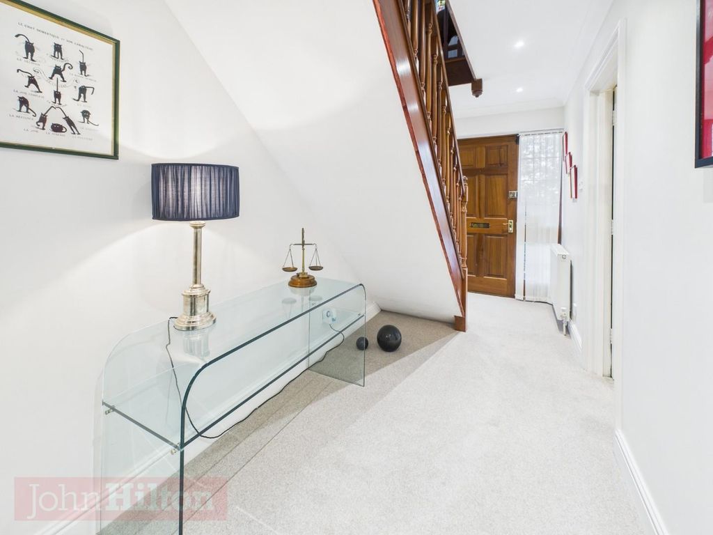 Property photo 2 of 32 Pr0608-Still012.Jpg