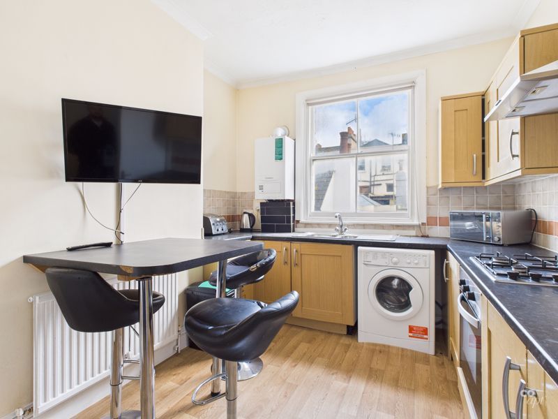 Property photo 3 of 11 Photo 3