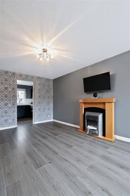 Property photo 3 of 15 4m2A9189.Jpg
