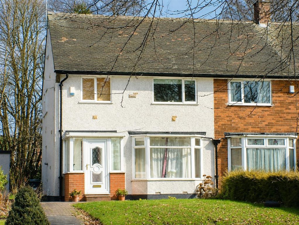 Property photo 1 of 8 Charming Semi-Detached Home With Front Lawn...