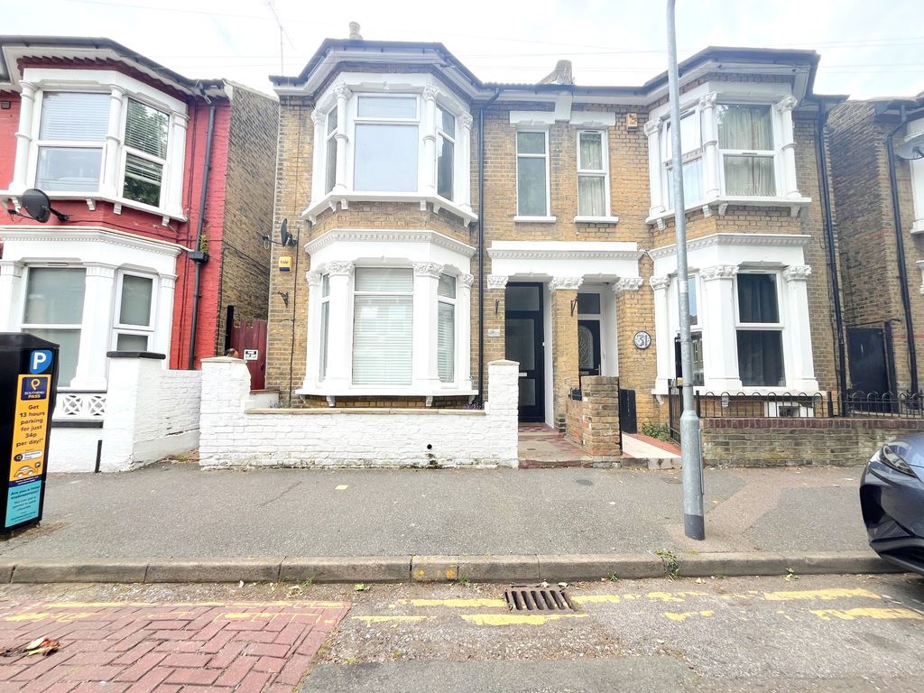 Property photo 1 of 7