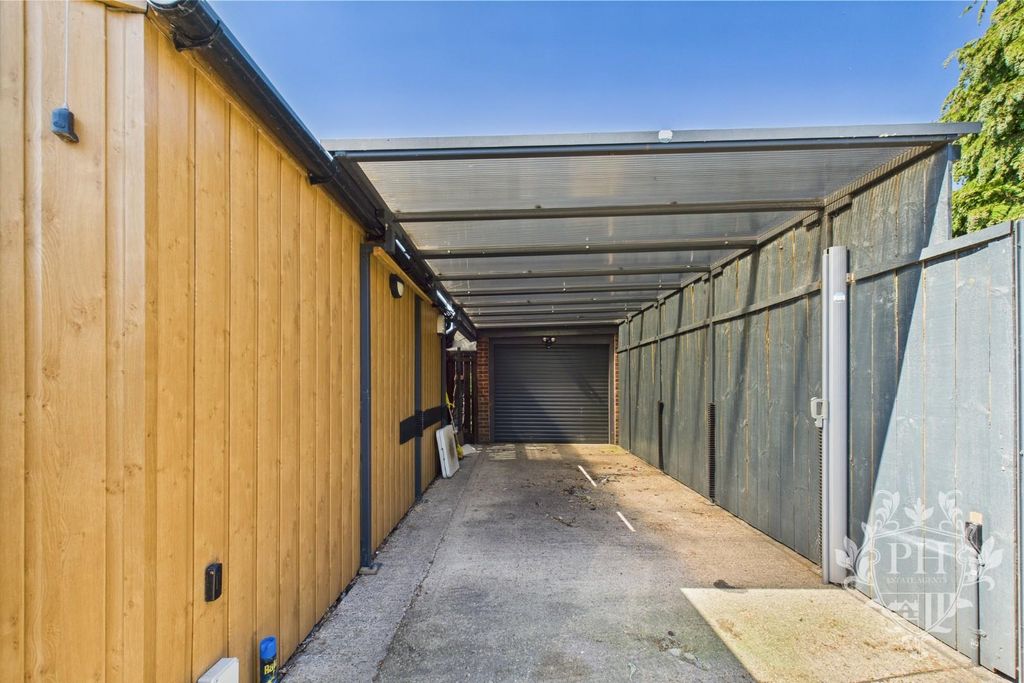 Property photo 3 of 15 Cam02002G0-Pr0139-Still016.Jpg