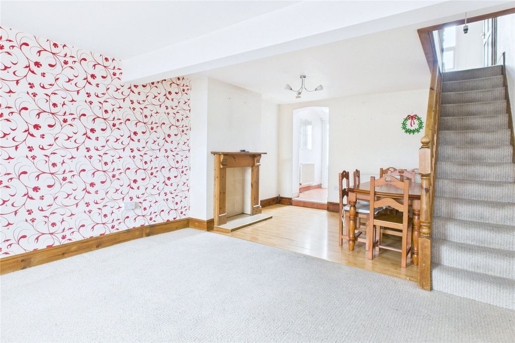 Property photo 3 of 16 Picture No. 01