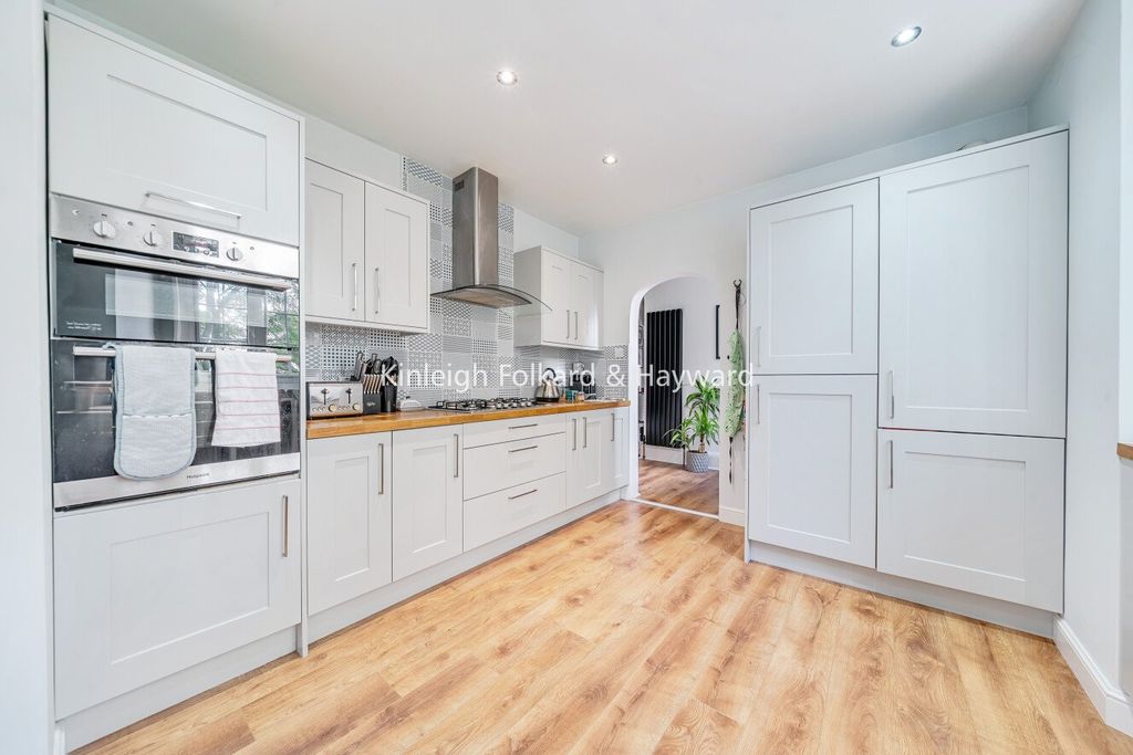 Property photo 2 of 23 Picture No. 07