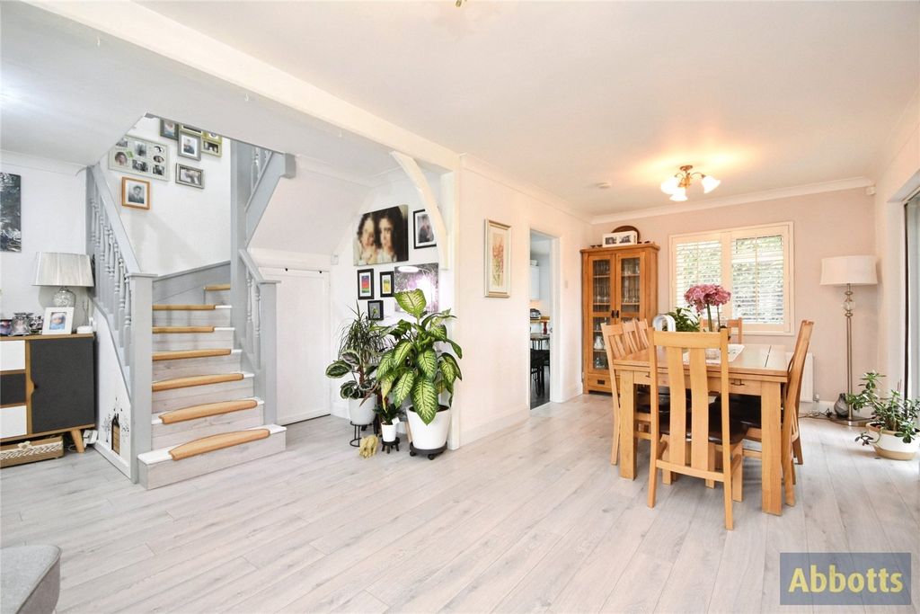 Property photo 2 of 25 Picture No. 40