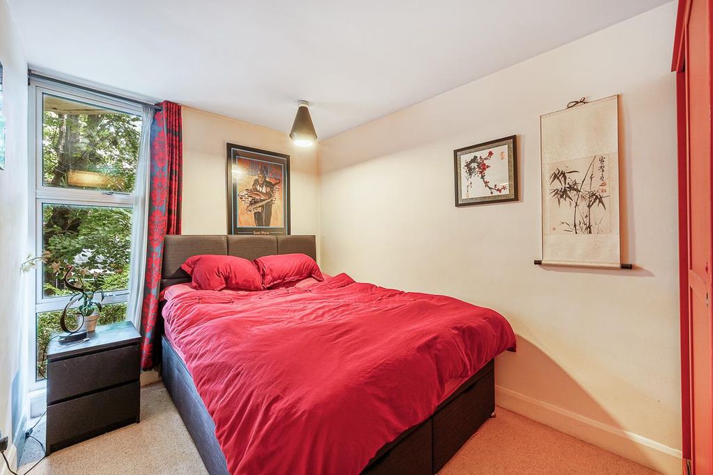 Property photo 3 of 7