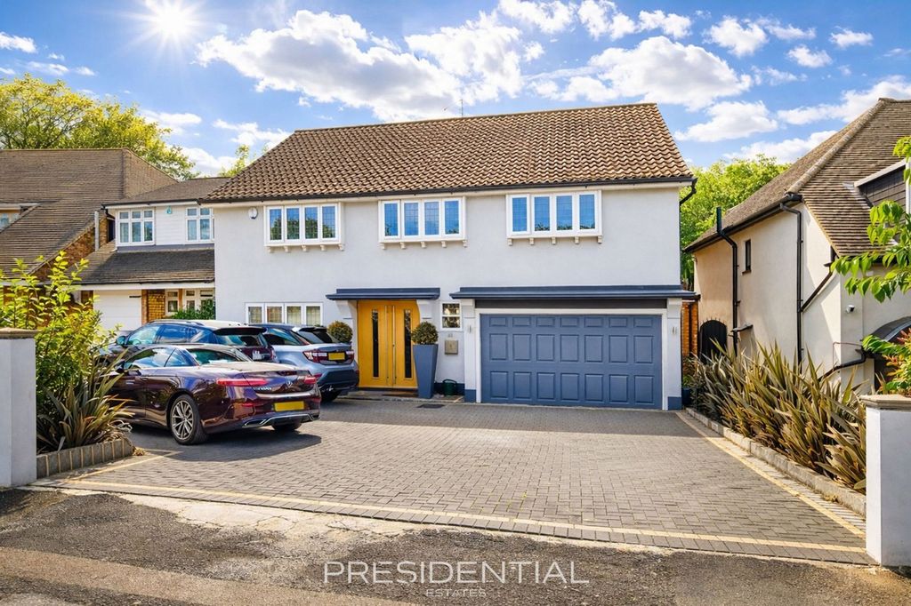 Property photo 1 of 44