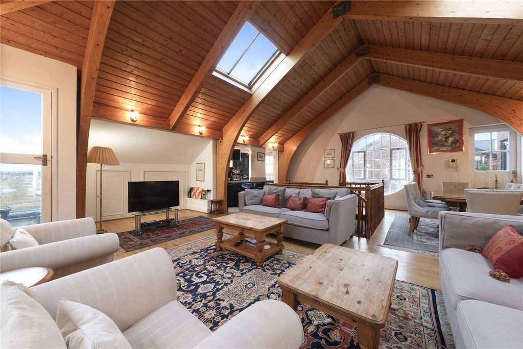 Property photo 2 of 12 Picture No. 26