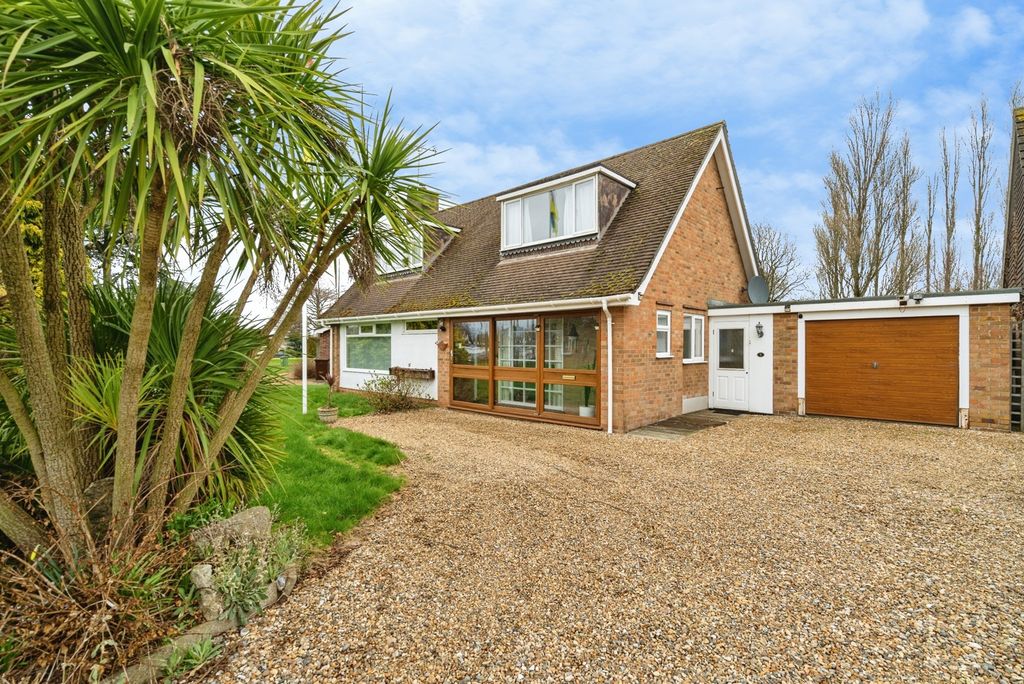 Property photo 1 of 18 Pbox-Img.Jpg