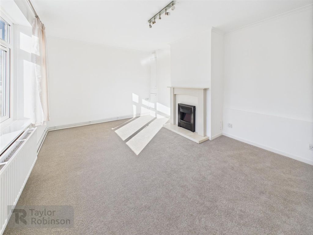 Property photo 2 of 10 Cam02600G0-Pr0503-Still008.Jpg
