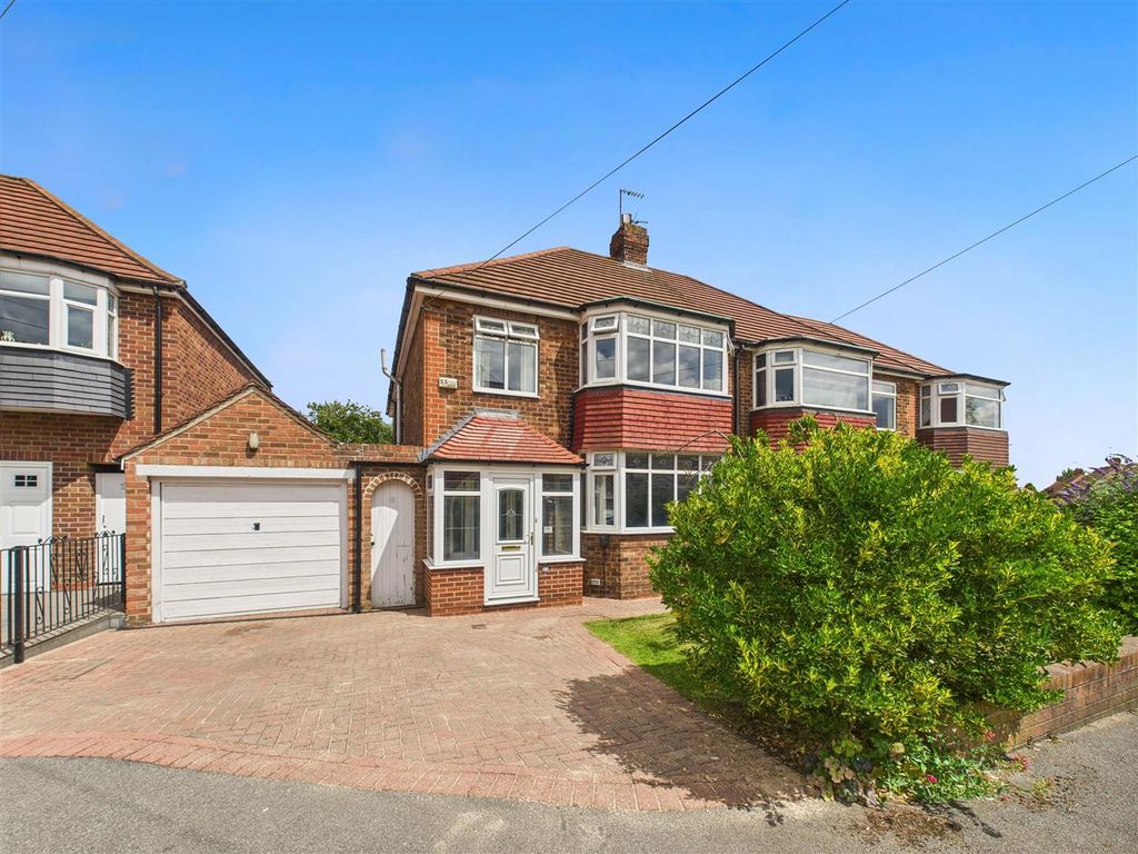 Property photo 1 of 14 Cam05451G0-Pr0026-Still016.Jpg