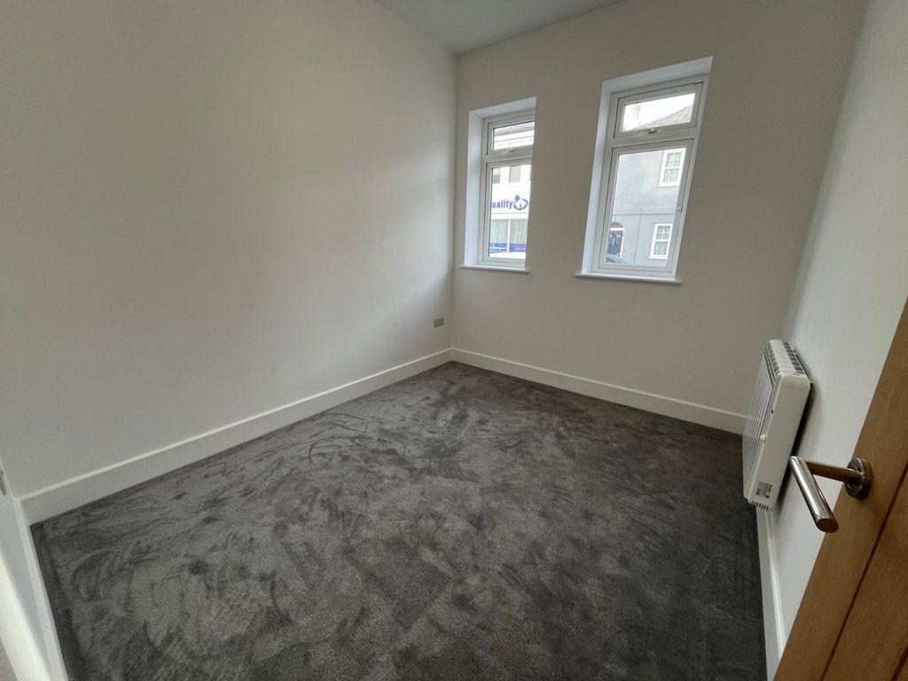 Property photo 3 of 6 Picture No. 09