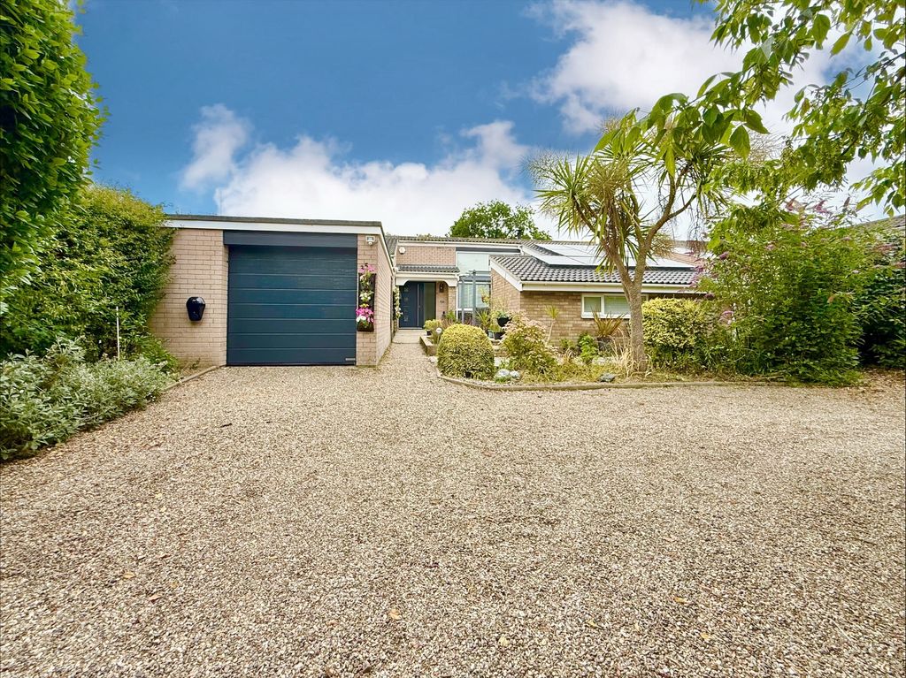 Property photo 1 of 24