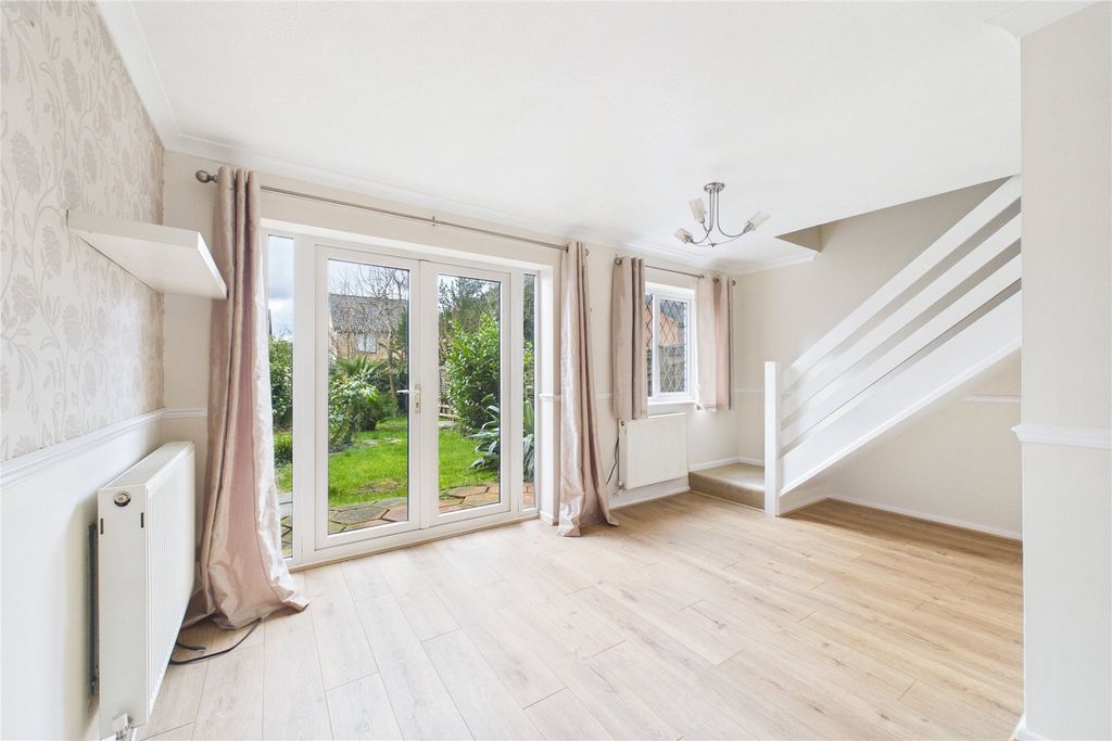 Property photo 3 of 7 Picture No. 11