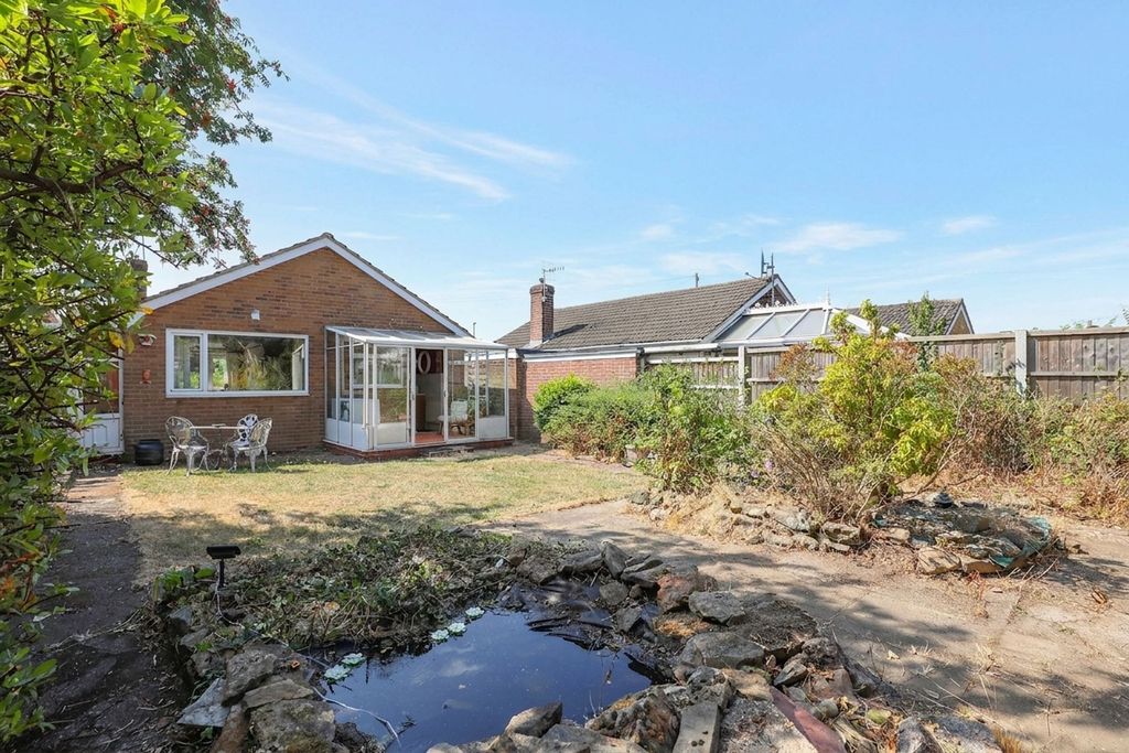 Property photo 1 of 21