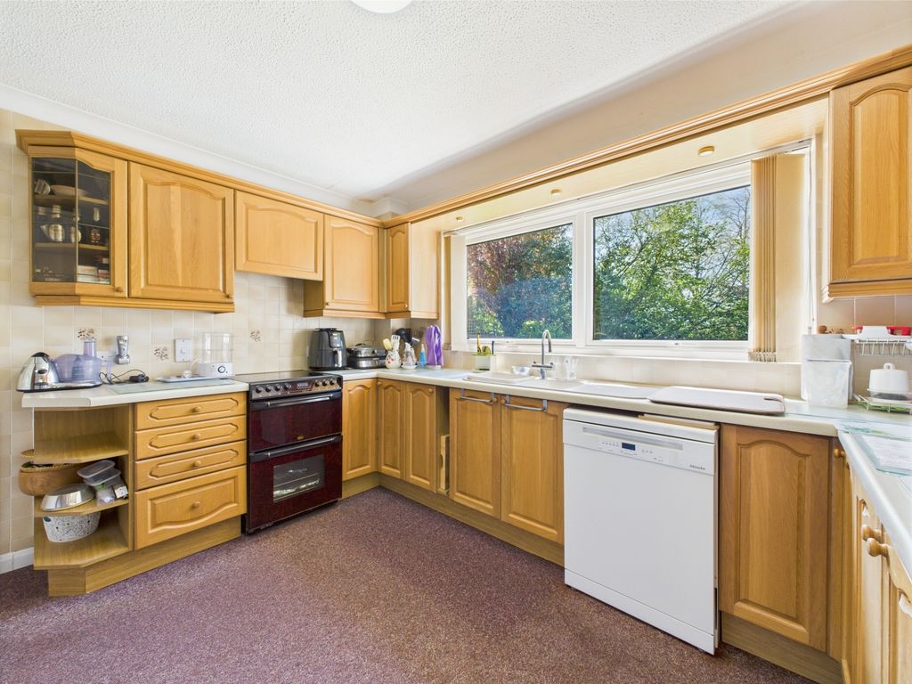 Property photo 2 of 19 Photo 6