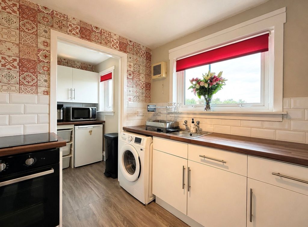 Additional image 6 of 1 bed flat for saleAdamton Road North, Prestwick KA9