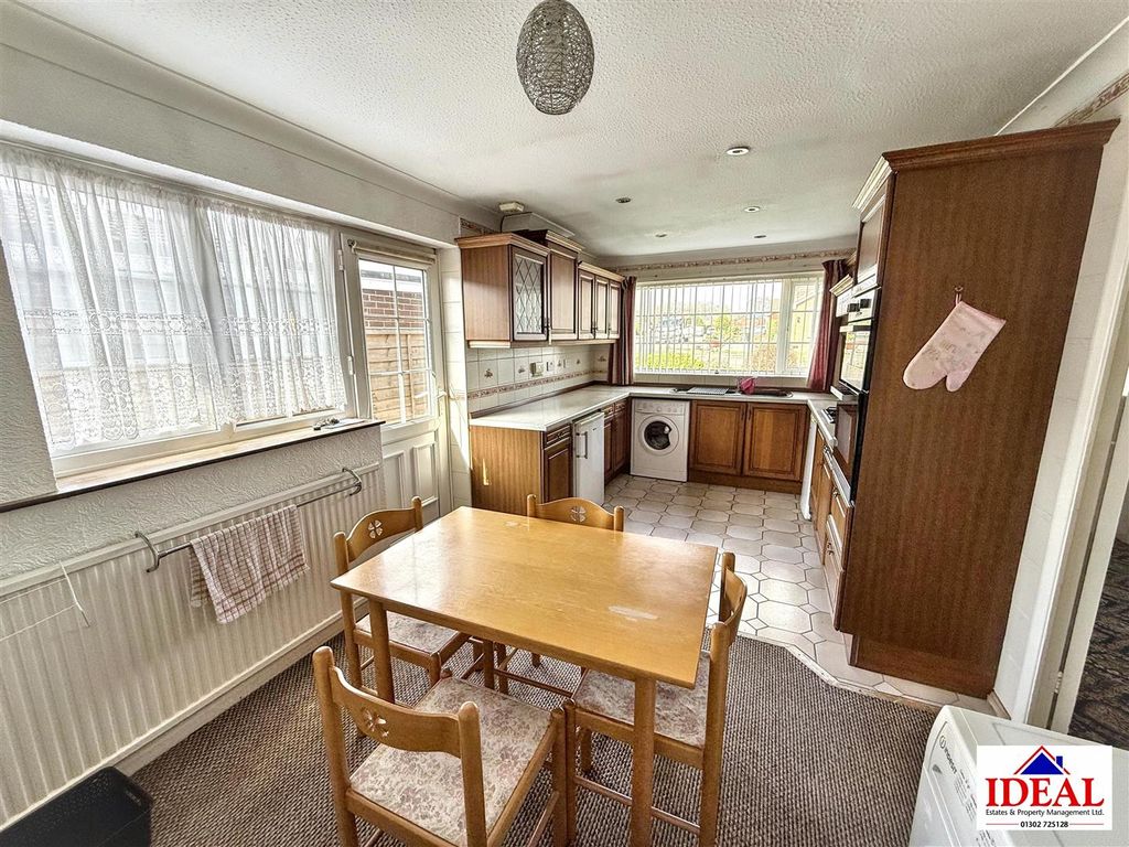 Property photo 3 of 17 Image00017 (1).Jpg