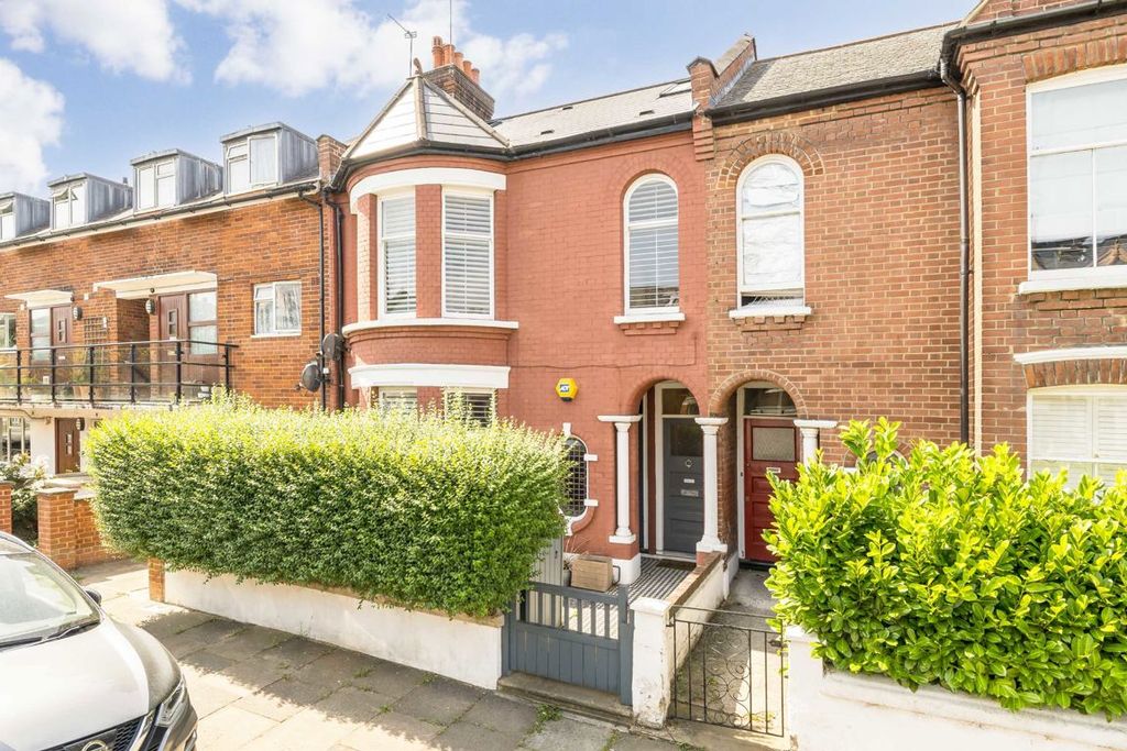 Property photo 1 of 7