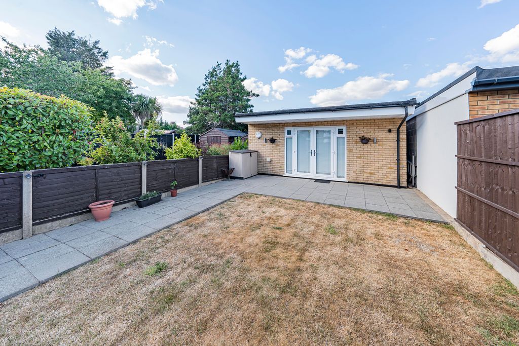 Property photo 3 of 16