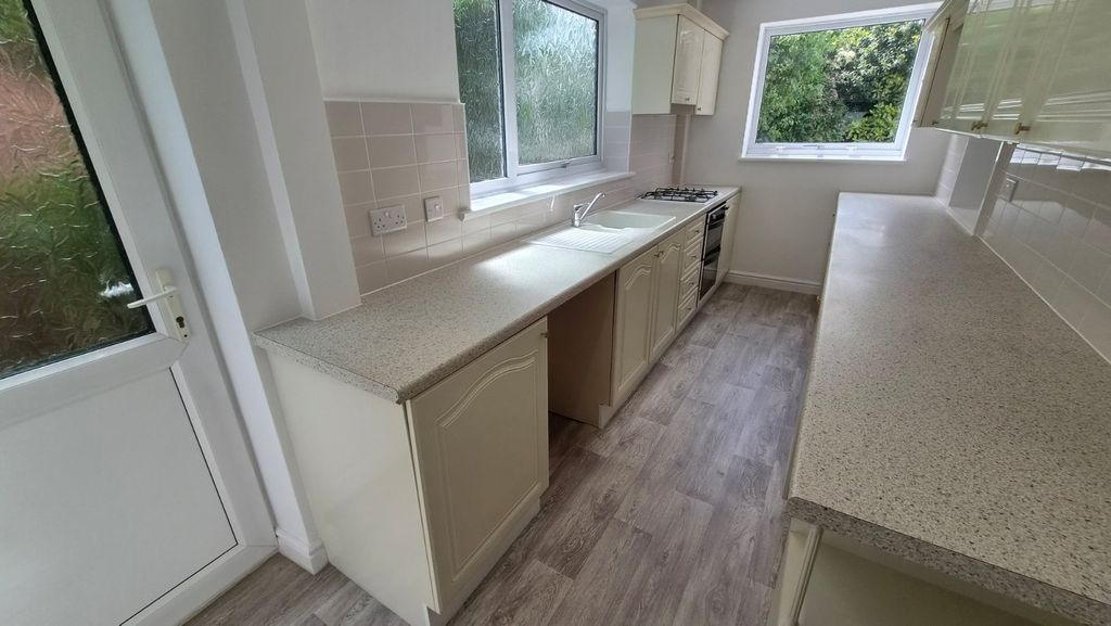 Property photo 3 of 14 Picture No. 05