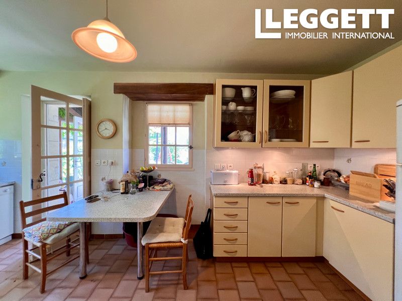 Property photo 3 of 10