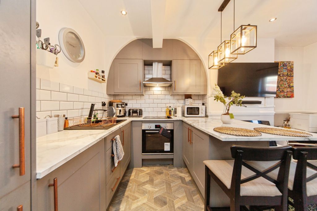 Additional image 10 of 1 bed maisonette for saleDenbigh Street, Chester CH1