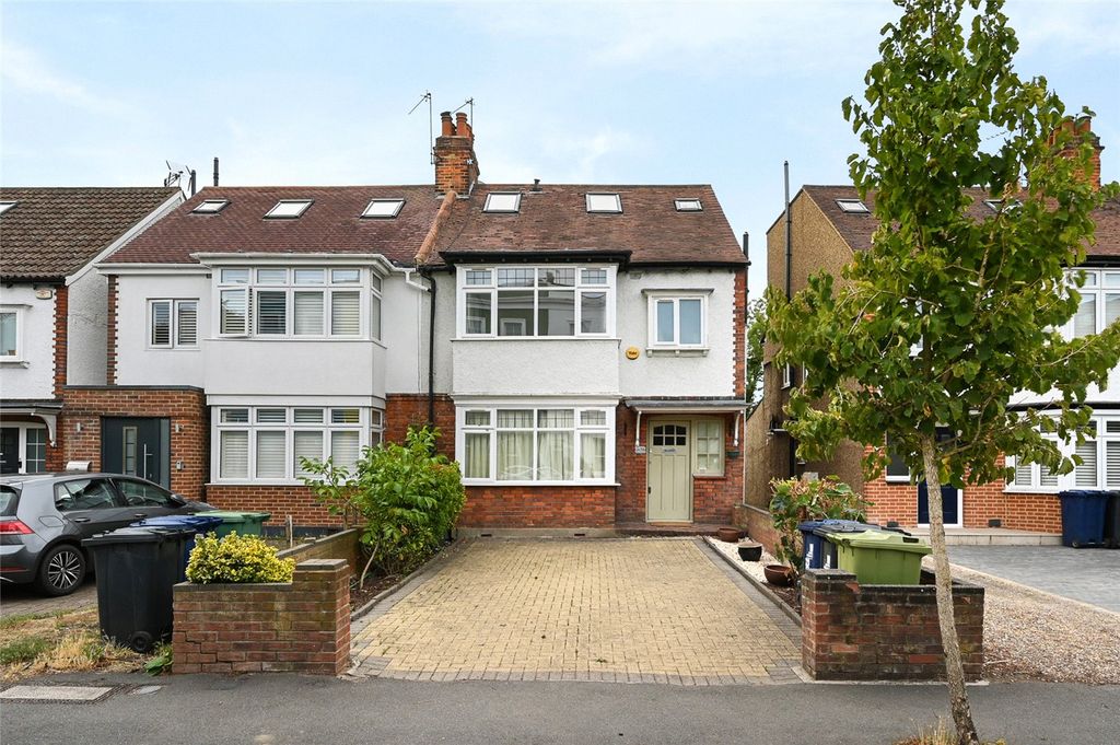 Property photo 1 of 15 Picture No. 11