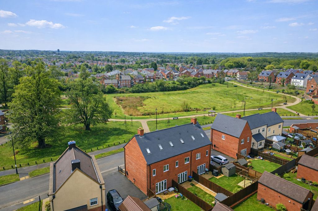 Property photo 2 of 21