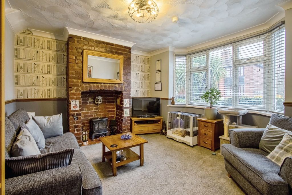 Property photo 2 of 11