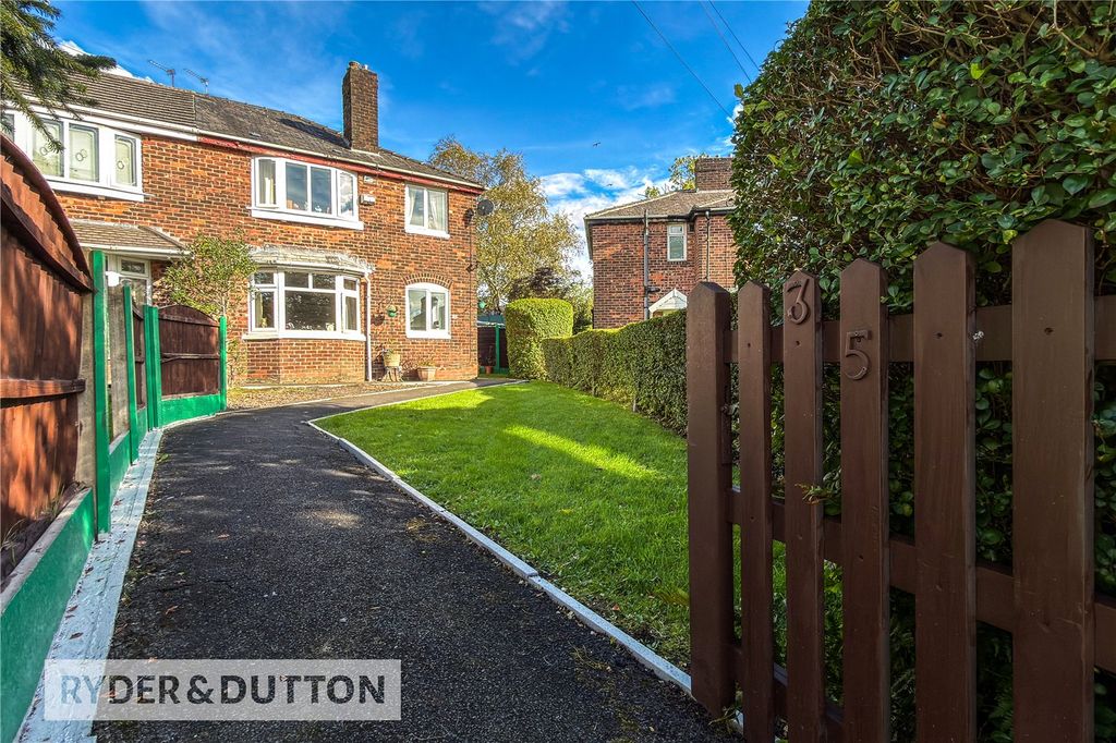 Property photo 1 of 21 Picture No. 05